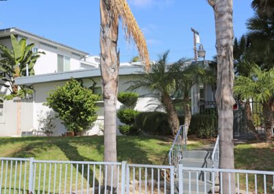 2044-50 Thomas Ave. 92109 | Pacific Beach – 4 Units | $410,000 – Sold