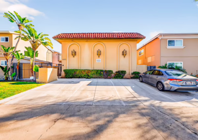 4585 Felton St. 92116 | San Diego – 7 Units | $2,350,000 – Closed